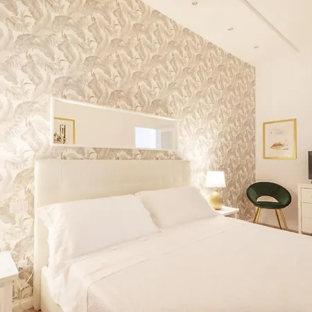 Lägenhet Traiano Luxury Bari